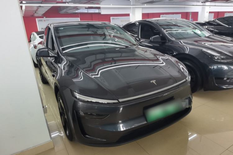 Used Tesla Model Y 2025 Rear-Wheel-Drive Version