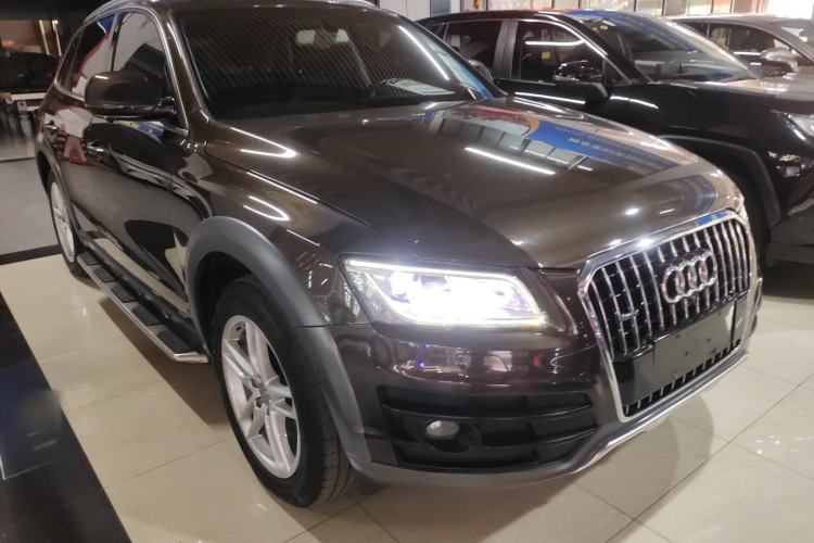 Used Audi Q5 2017 Plus 40 TFSI Technology Model