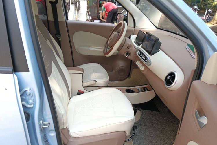 Used Wuling Hongguang MINIEV 2025 Four-Door Version Advanced Edition
