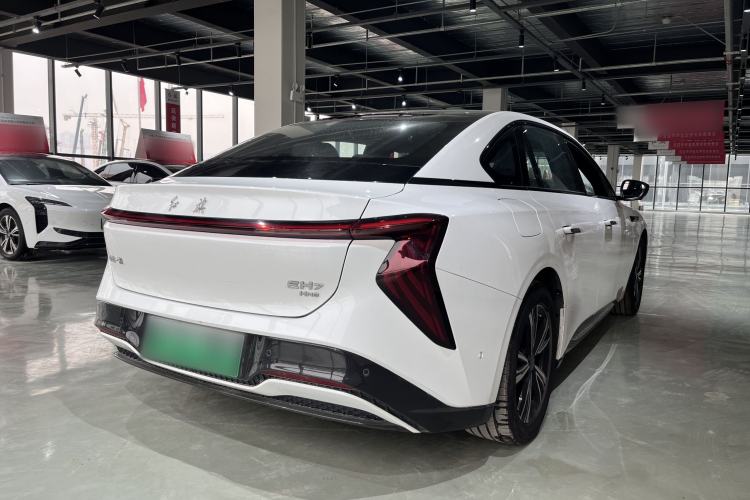 Used Hongqi EH7 2024 690 Pro
