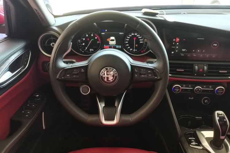 Used Alfa Romeo Giulia 2020 2.0T 280HP Luxury Edition