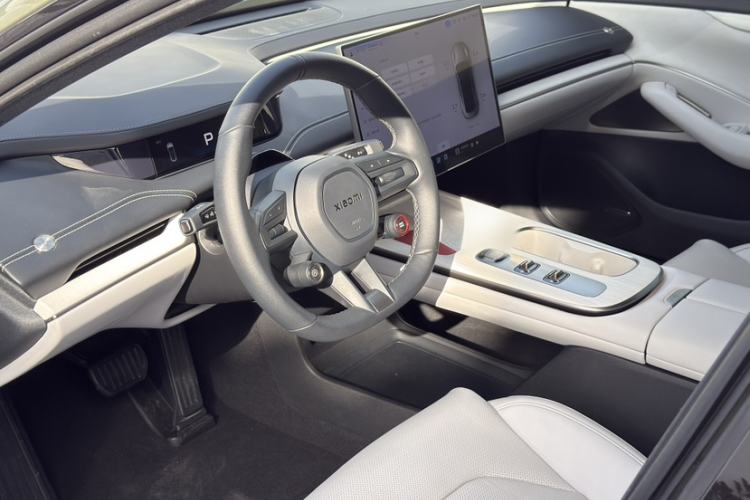 Used  SU7 2024 Rear-Drive Standard Founder Edition
