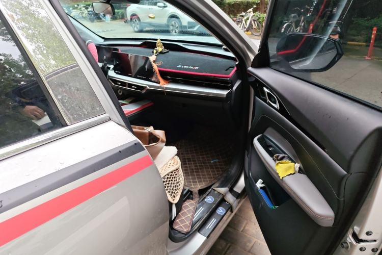 Used Oshan Z6 2023 Blue Whale 1.5T DCT Luxury Model
