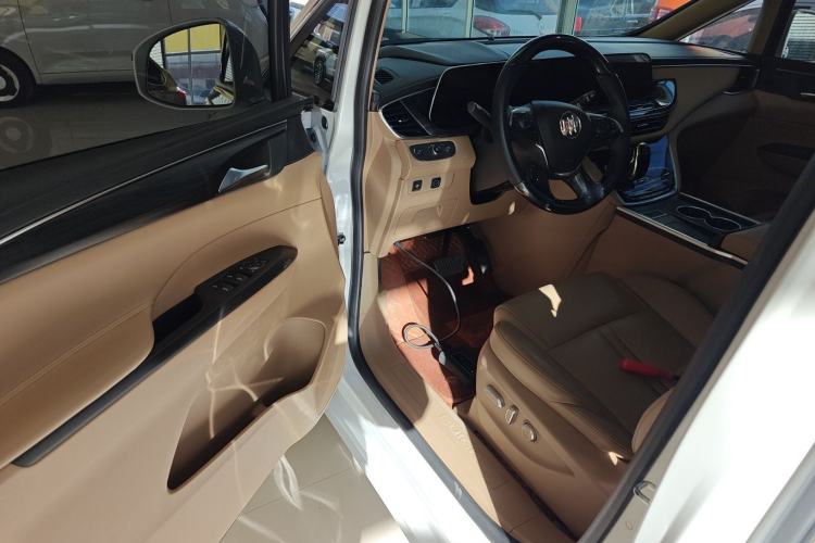 Used Buick GL8 2020 ES Land Cruiser 653T Luxury Edition
