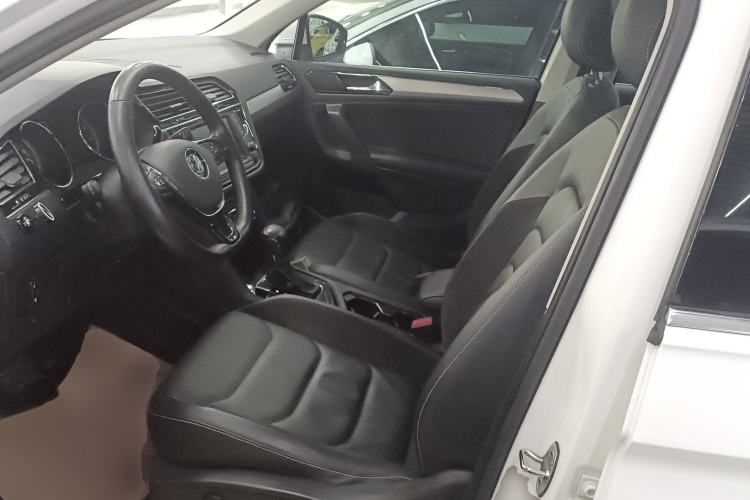 Used Volkswagen Tiguan L 2017 330TSI Automatic Two-Wheel Drive Luxury Edition