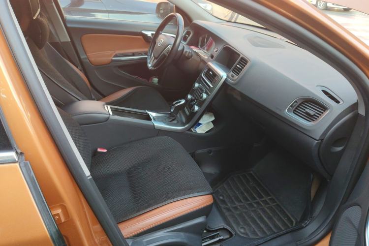 Used Volvo S60 2014 S60L T5 Intelligent Drive Edition
