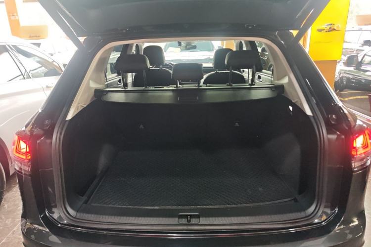 Used Volkswagen Tayron 2023 330TSI Two-Wheel-Drive Luxury Plus Advanced Version
