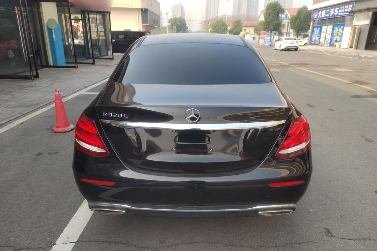 Used Mercedes-Benz E-Class 2019 E 260 L
