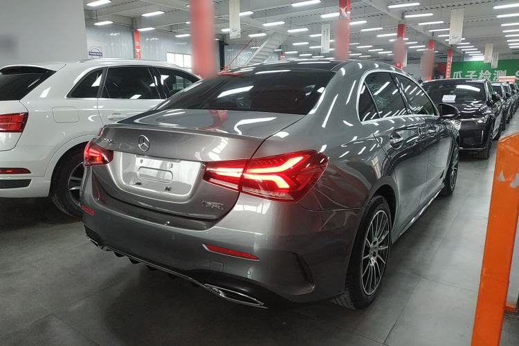 Used Mercedes-Benz A-Class 2020 Restyled A 200 L Sport Sedan Fashion Version
