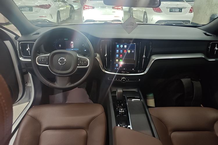 Used Volvo S60 2025 B4 Zhiyi Luxury Edition
