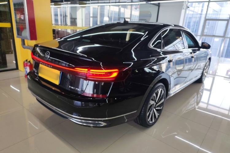 Used Volkswagen Passat 2022 330TSI Starry Elite Edition
