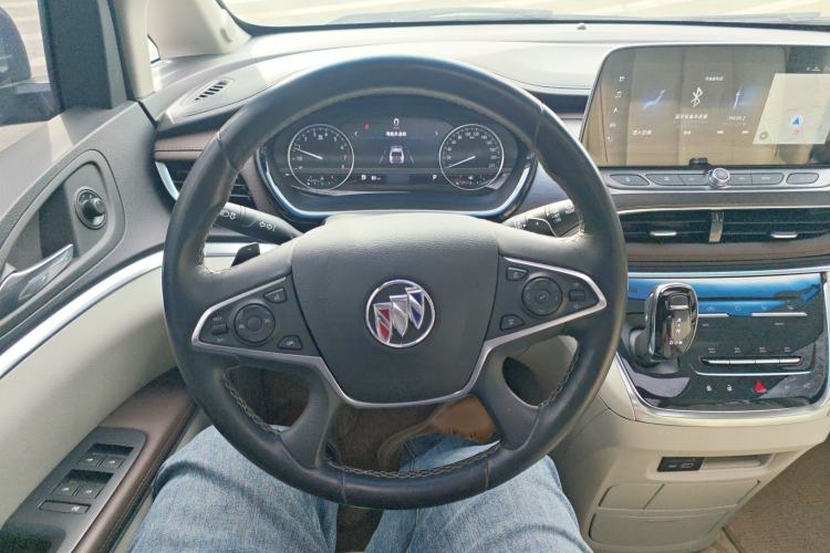 Used Buick GL8 2021 Land Cruiser Executive 652T Premium Model
