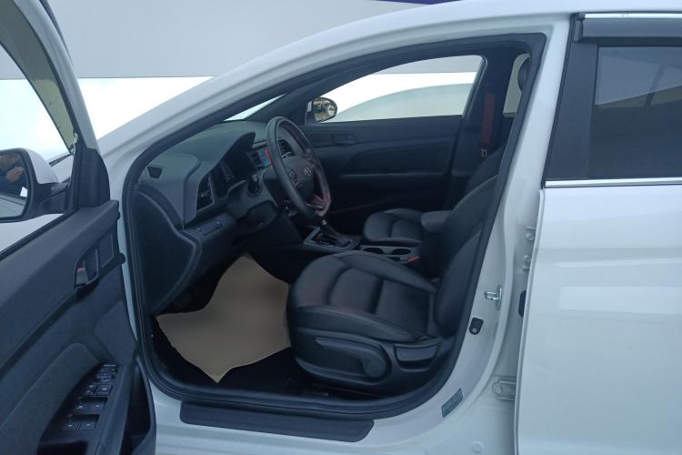 Used Hyundai Elantra 2020 1.4T Dual-Clutch Xuan Dong · Dynamic Version
