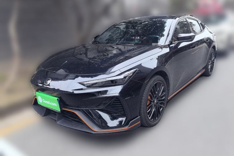 Used Changan UNI-V 2025 Model Third-Generation 2.0T Dynamic Edition