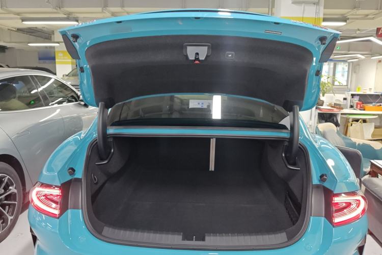 Used  SU7 2024 Four-Wheel Drive Ultra-Long Range Advanced Intelligent Driving Max Edition
