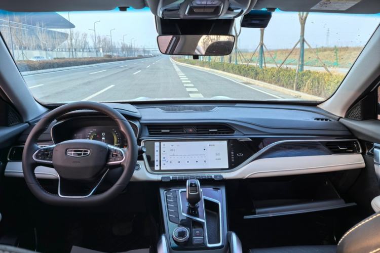 Used Geely Auto Emgrand X7 Sport 2022 Boyue X 1.8TD DCT ZhiZun Edition
