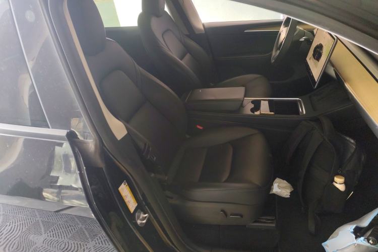 Used Tesla Model Y 2022 Rear-Wheel-Drive Version
