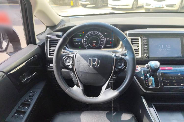 Used Honda Elysion 2019 2.0L Hybrid Supreme Edition
