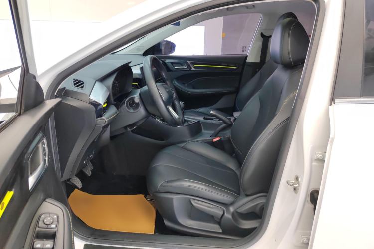 Used Roewe i5 2021 1.5L Manual Diamond Edition
