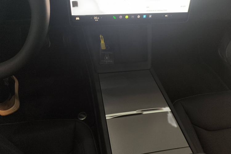 Used Tesla Model 3 2023 Rear-Wheel-Drive Version
