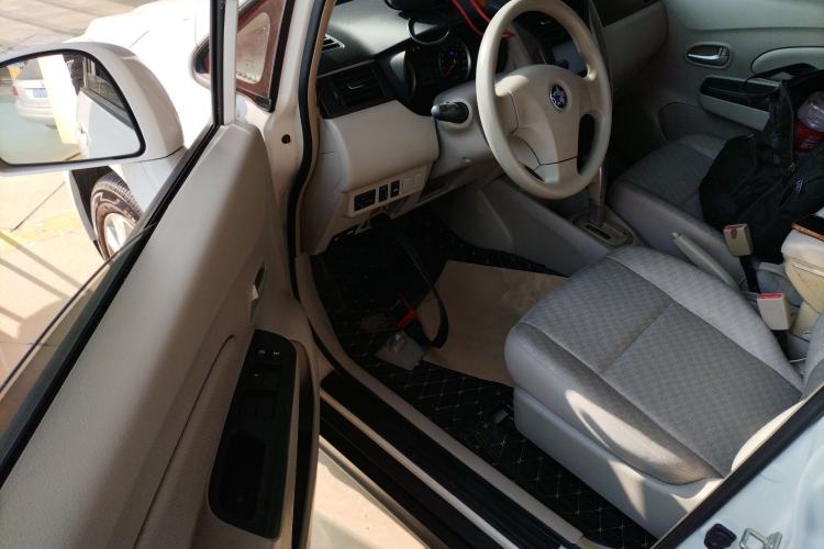 Used Venucia D50 2015 1.6L Automatic Fashion Edition