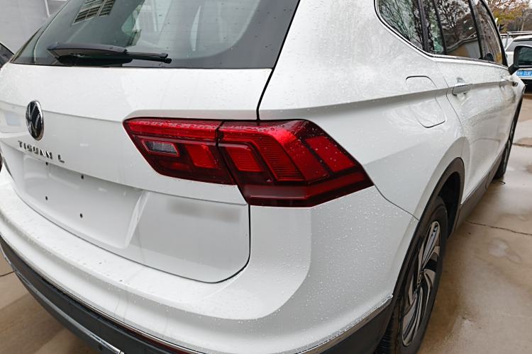 Used Volkswagen Tiguan L 2024 300TSI Automatic Two-Wheel Drive Smart Edition
