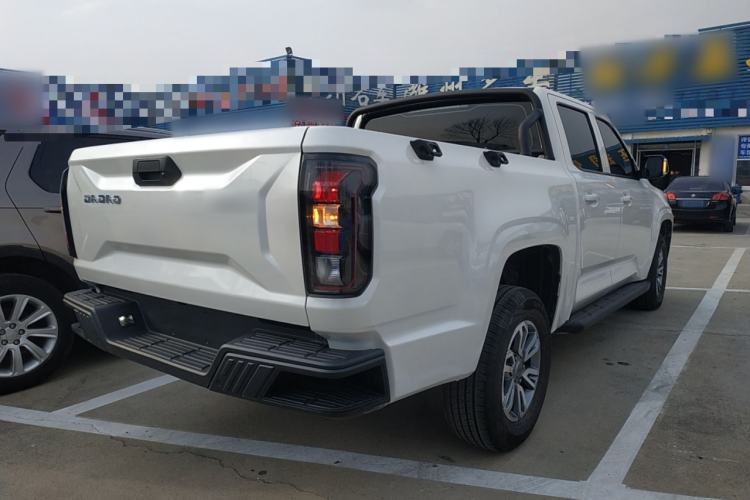 Used JMC DaDao 2024 All-Purpose Model 2.3T Diesel Automatic 4x4 Comfort Edition with Flat Cargo Bed
