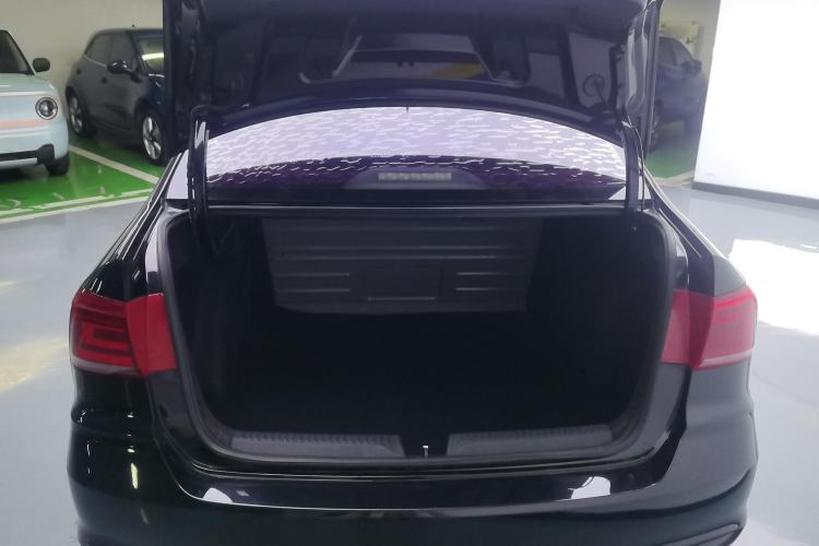 Used Volkswagen Santana 2019 1.5L Manual Fashion Edition China VI Standard