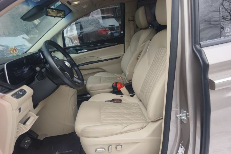 Used Buick GL8 2023 ES Lu Zun Luxury Model
