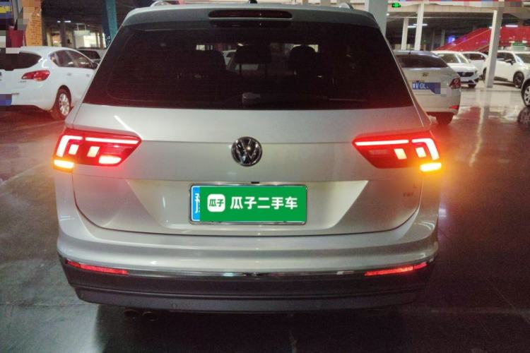 Used Volkswagen Tiguan L 2019 Revised 330TSI Automatic Two-Wheel Drive Smart & Luxury Edition China VI Standard