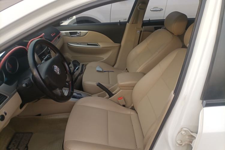 Used Buick Excelle 2013 1.5L Automatic Classic Model
