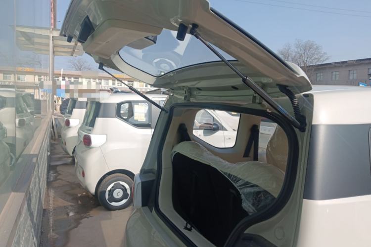 TDK.VehicleDetails.img