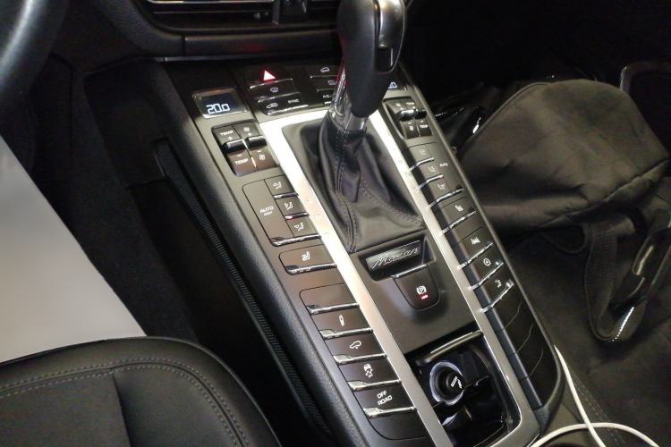 Used Porsche Macan 2020 Macan S 3.0T
