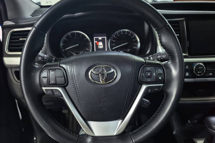 Used Toyota Highlander 2021 2.0T Four-Wheel Drive Luxury Edition 7 Seats
