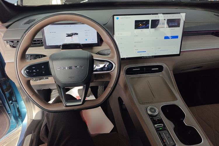 Used Chery Tiggo 8 PLUS C-DM 2025 1.5T 116 km Prestige Version 5 Seats