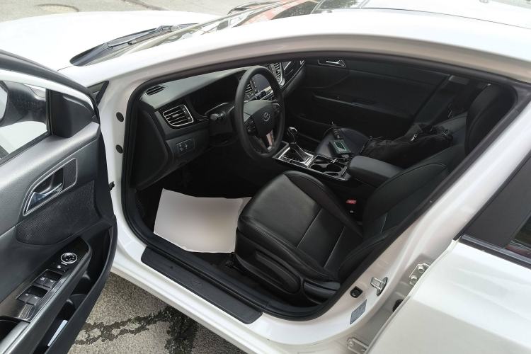 Used Hyundai Mistra 2016 1.8L Automatic Smart GLS
