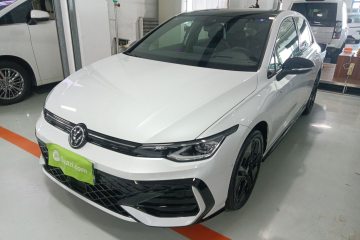 Used Volkswagen Golf 2025 300TSI R-Line