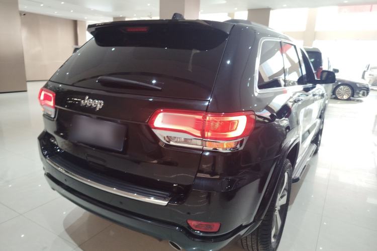 Used  Grand Cherokee 2015 3.6L Luxury Navigation Edition