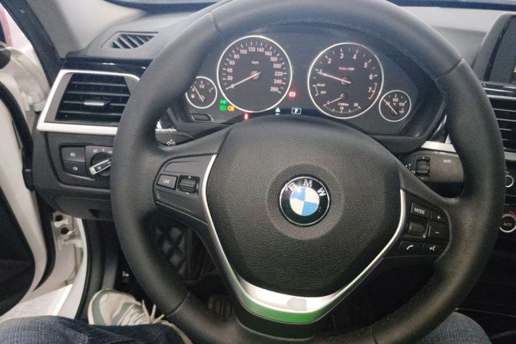 Used BMW 3 Series 2017 318i Fashion Model