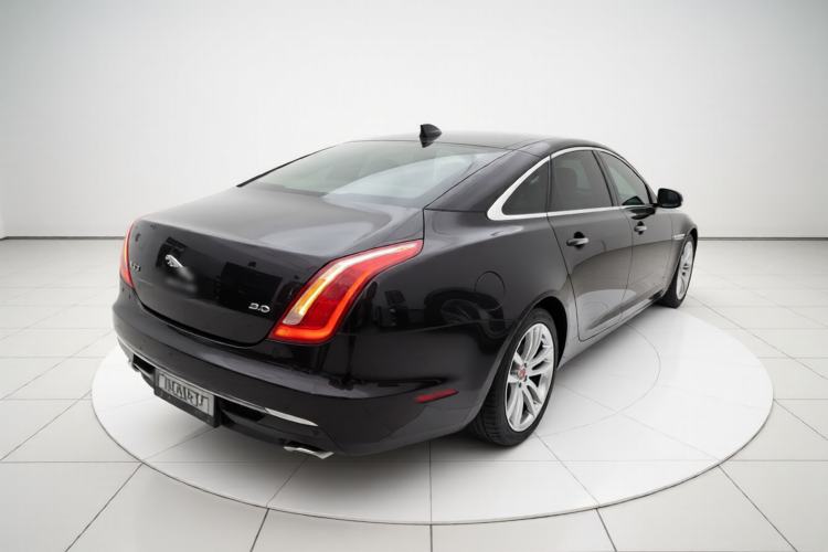 Used Jaguar XJ 2018 XJL 3.0 SC Two-Wheel-Drive Elegant Business Edition
