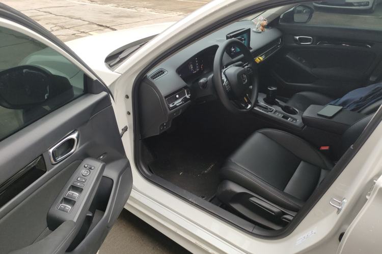 Used Honda Civic 2023 240TURBO CVT Dynamic Edition