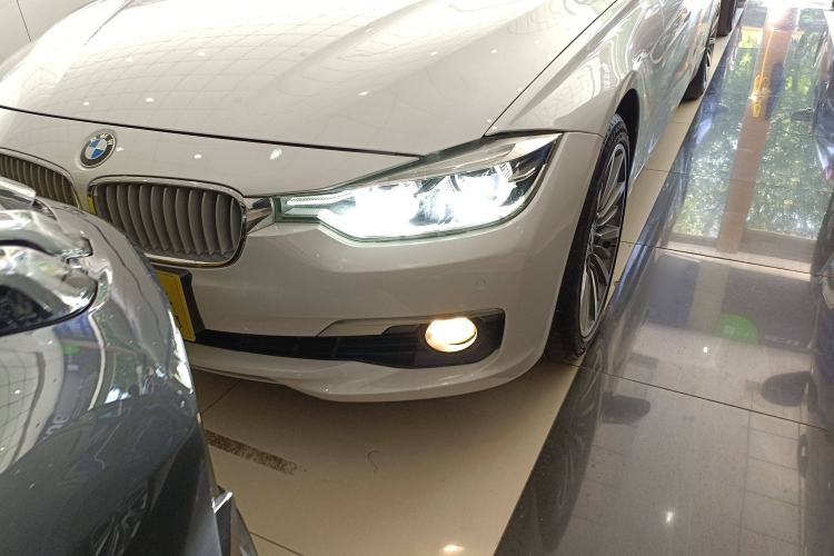 Used BMW 3 Series 2019 320Li Fashion Model
