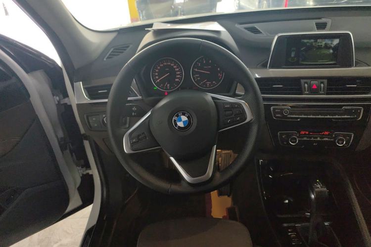 Used BMW X1 2018 sDrive18Li Luxury Model
