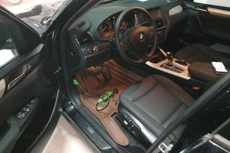 Used BMW X3 2016 sDrive20i
