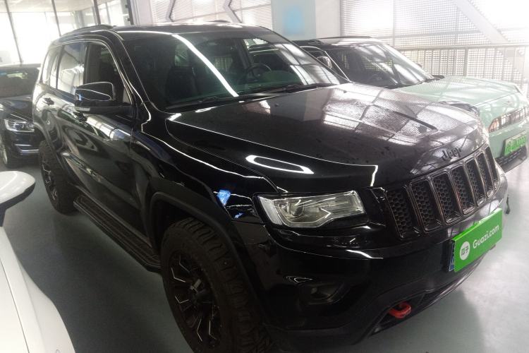 Used  Grand Cherokee (Import) 2015 3.0L Comfort Navigation Edition
