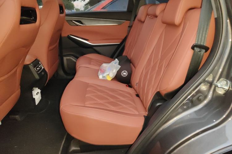 Used Changan CS75 PLUS 2023 3rd Generation 1.5T Automatic Prestige Model
