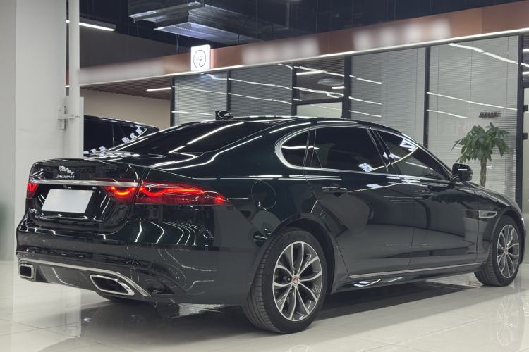 Used Jaguar XFL 2022 XFL 2.0T P250 Two-Wheel-Drive Elite Sport Edition
