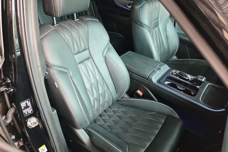 Used GAC Trumpchi GS8 2022 Linghang Series 2.0 TGDI Two-Wheel-Drive Luxury Smart Connectivity Version (7 Seats)
