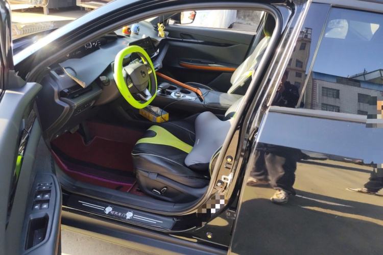 Used Changan UNI-V 2022 1.5T Prestige Version