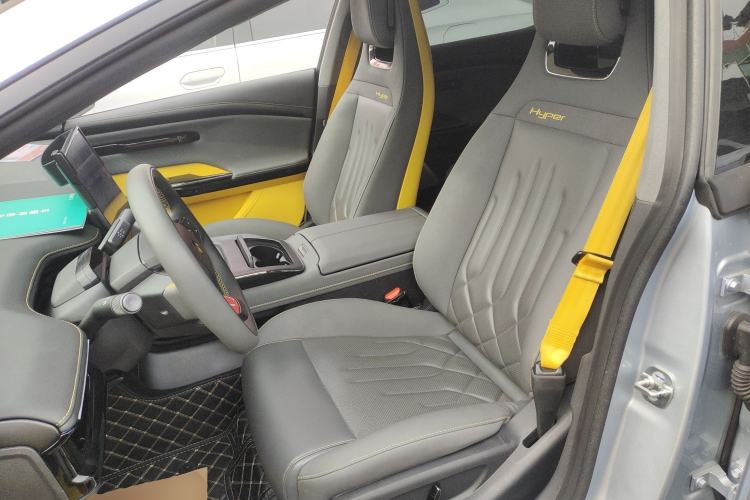 Used  GT 2023 560 Rear-Drive Tech Edition
